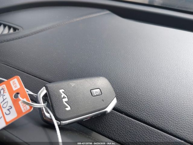 5XYK3CDF3RG146643 KIA Sportage Ex