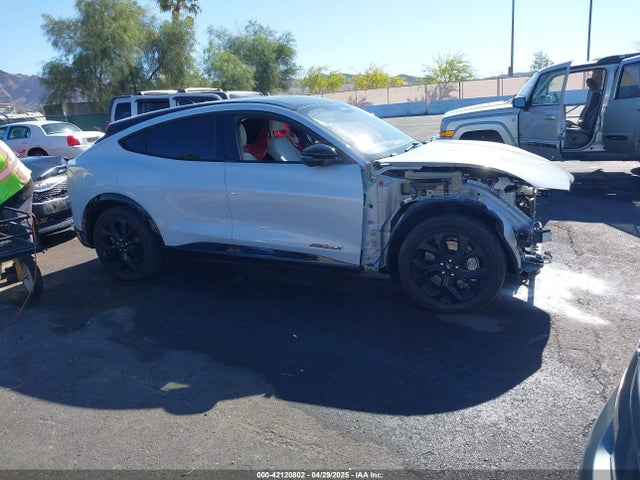 Ford Mustang Mach-e Premium 2023 3FMTK3R77PMA79744 Image 14