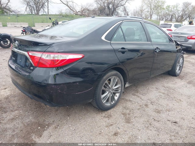 4T1BF1FK5HU419547 Toyota CAMRY SE