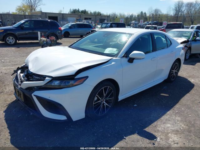 4T1G11BK8RU121389 Toyota CAMRY SE