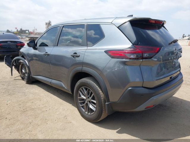 5N1BT3AA0PC883028 Nissan Rogue S Fwd