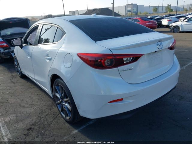 3MZBN1W31JM190601 Mazda Mazda3 Grand Touring