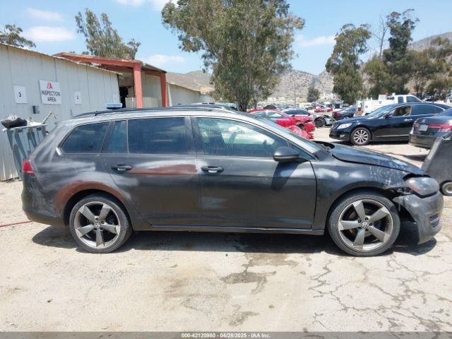 3VWC17AU1GM503786 Volkswagen Golf Sportwagen Tsi S 4-door