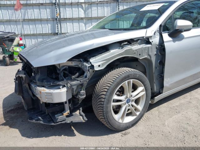 3FA6P0H77JR226390 Ford FUSION SE