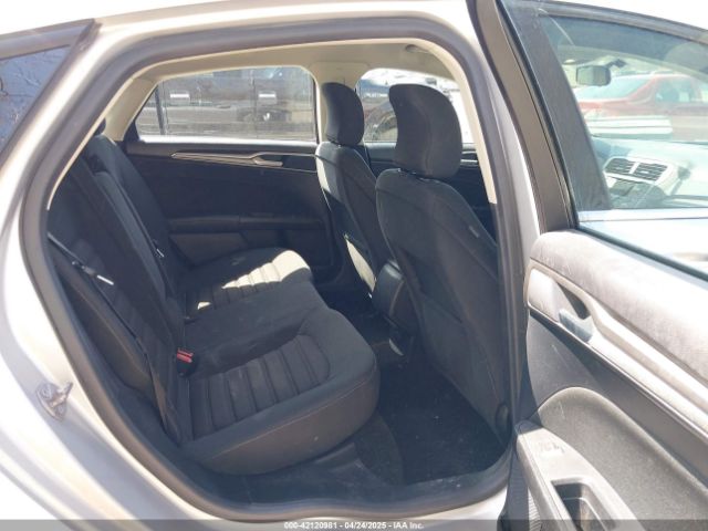 3FA6P0H77JR226390 Ford FUSION SE