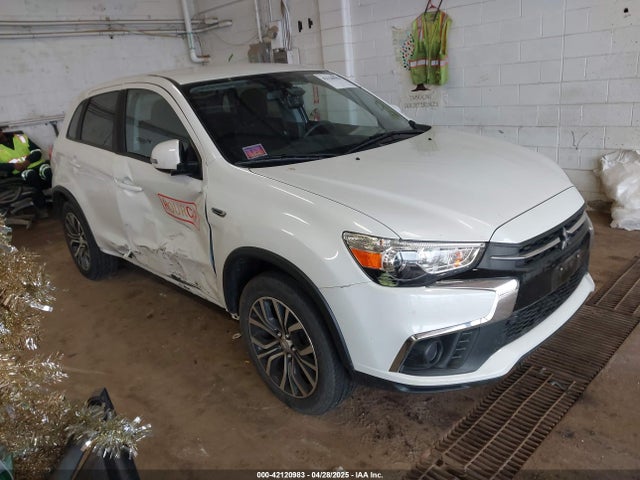 2018 MITSUBISHI OUTLANDER SPORT JA4AR3AU6JZ014117 Photo 0