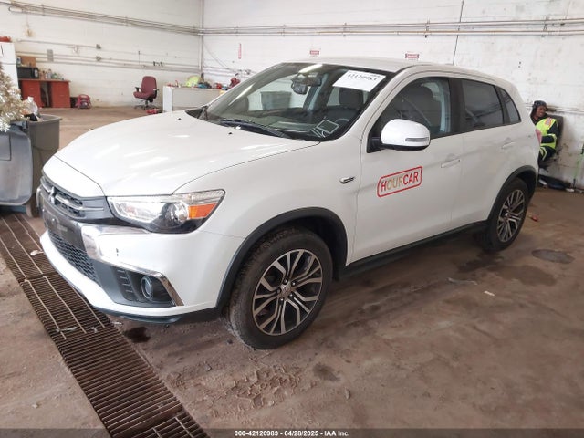 2018 MITSUBISHI OUTLANDER SPORT JA4AR3AU6JZ014117 Photo 1