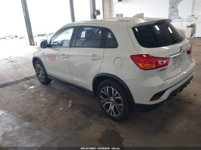2018 MITSUBISHI OUTLANDER SPORT JA4AR3AU6JZ014117 Photo 2