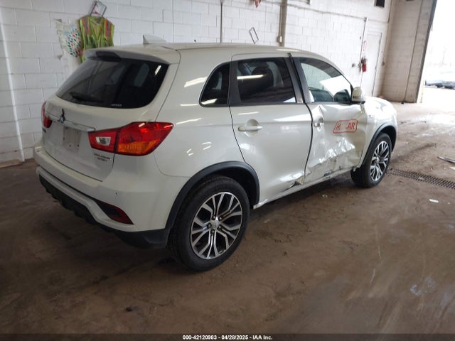2018 MITSUBISHI OUTLANDER SPORT JA4AR3AU6JZ014117 Photo 3