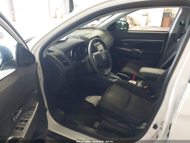 2018 MITSUBISHI OUTLANDER SPORT JA4AR3AU6JZ014117 Photo 4