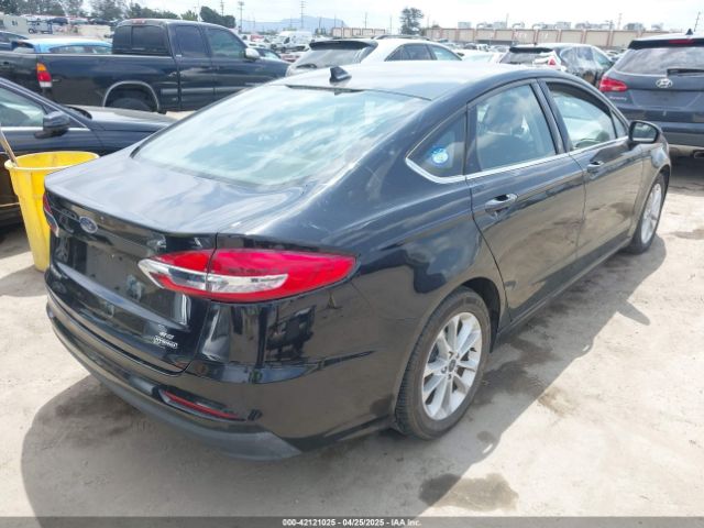 3FA6P0LU7LR170922 Ford Fusion Hybrid Se