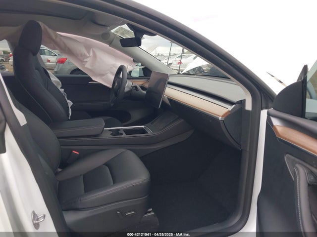 2024 TESLA MODEL Y 7SAYGDEFXRF170662 Photo 4