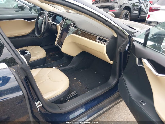 2013 TESLA MODEL S 5YJSA1CN9DFP26546 Photo 4