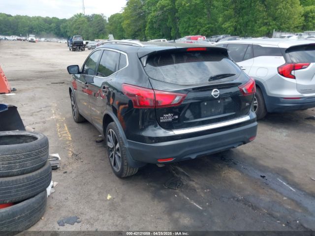 JN1BJ1CP9HW019565 Nissan Rogue Sport Sl