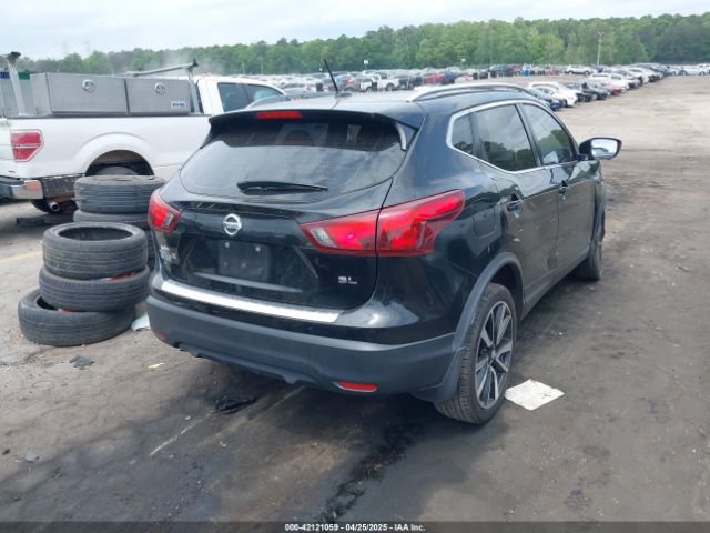 JN1BJ1CP9HW019565 Nissan Rogue Sport Sl