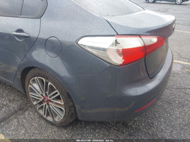 KNAFX4A6XE5225677 KIA FORTE LX