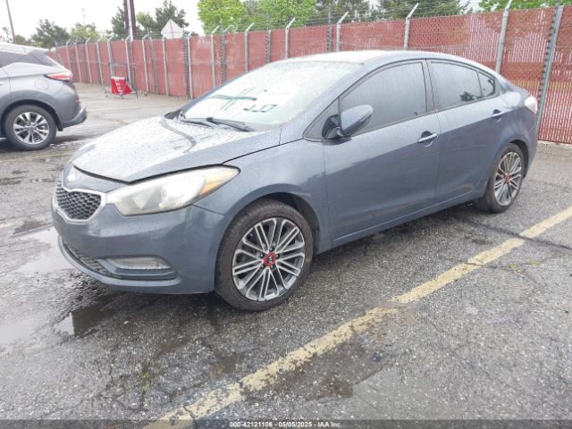 KNAFX4A6XE5225677 KIA FORTE LX