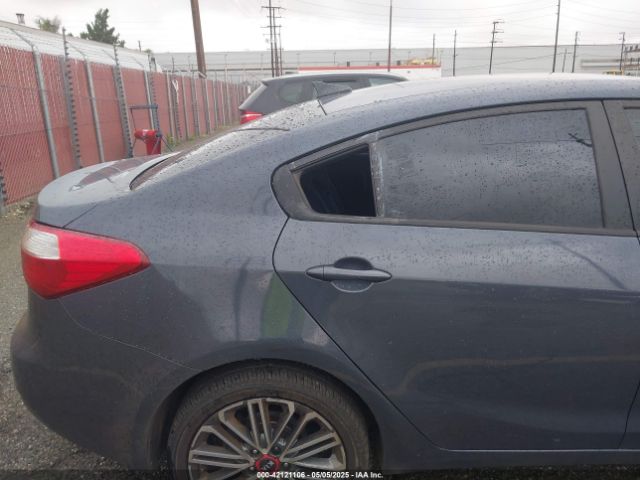 KNAFX4A6XE5225677 KIA FORTE LX