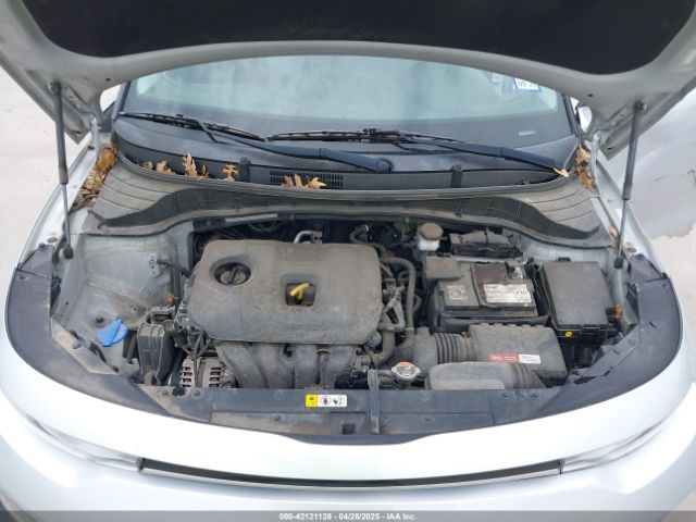 KNDJ23AU8L7054546 KIA SOUL S