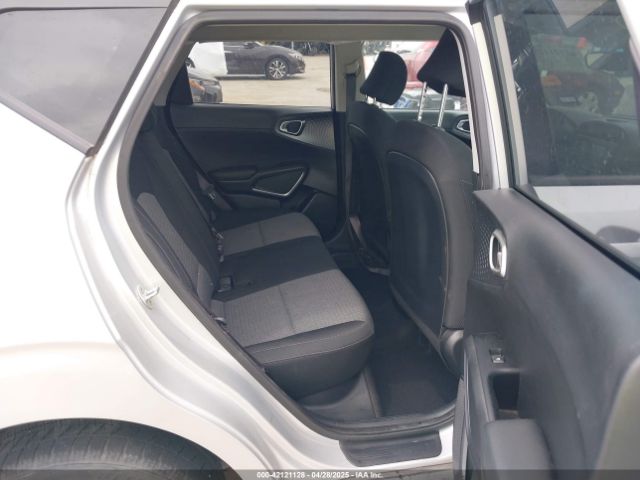 KNDJ23AU8L7054546 KIA SOUL S