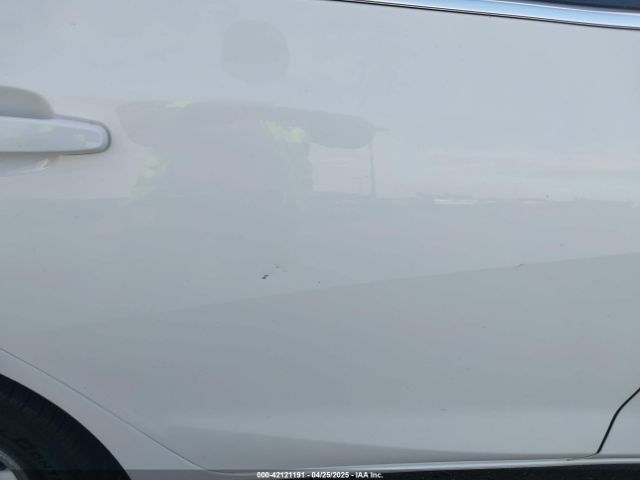 1G1ZD5ST7KF152897 Chevrolet MALIBU LT