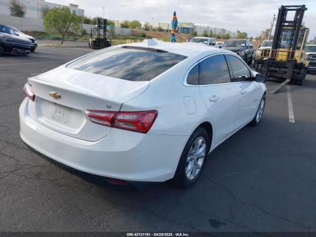 1G1ZD5ST7KF152897 Chevrolet MALIBU LT