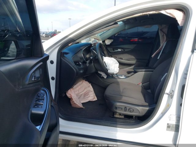 1G1ZD5ST7KF152897 Chevrolet MALIBU LT