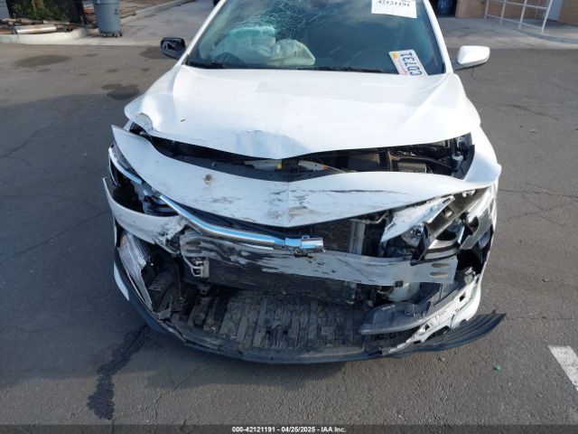 1G1ZD5ST7KF152897 Chevrolet MALIBU LT