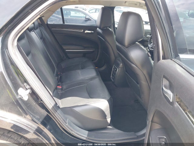 2C3CCAEG7FH818205 Chrysler 300C