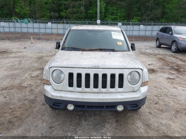 1C4NJPBA4GD574945 Jeep Patriot Sport