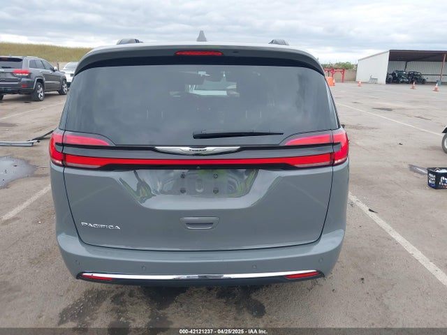Chrysler Pacifica Touring L 2022 2C4RC1BG0NR150377 Image 17