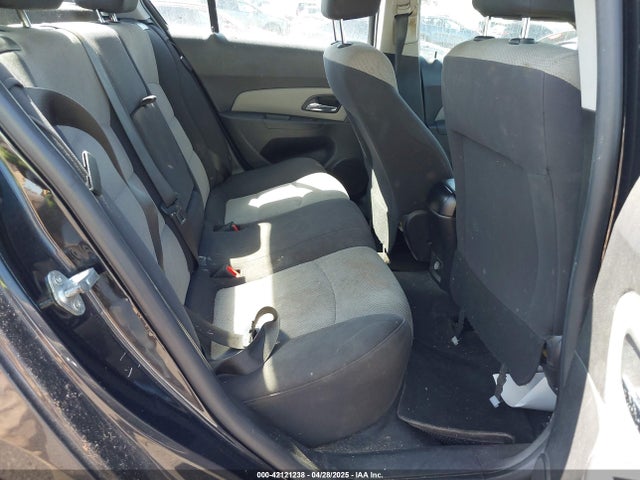 1G1PA5SG3E7407417 Chevrolet Cruze Ls Auto