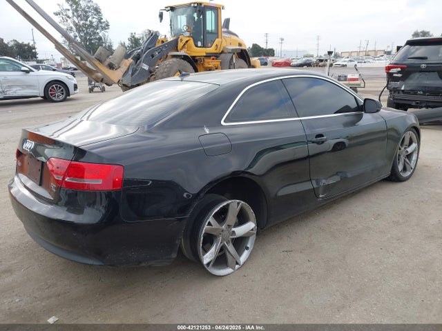 2011 AUDI A5 WAULFAFR6BA034025 Photo 3