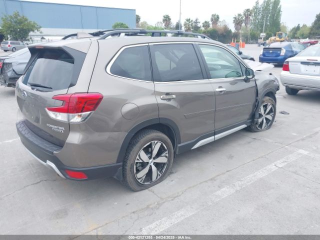 JF2SKAWC6KH495515 Subaru Forester Touring