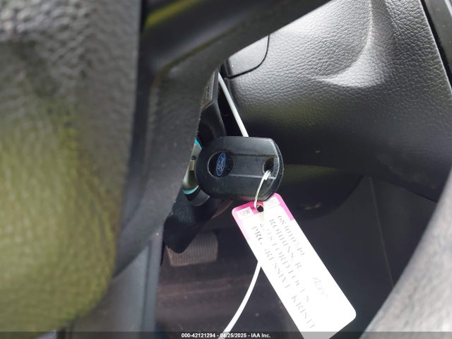 1FADP3F2XJL293337 Ford FOCUS SE