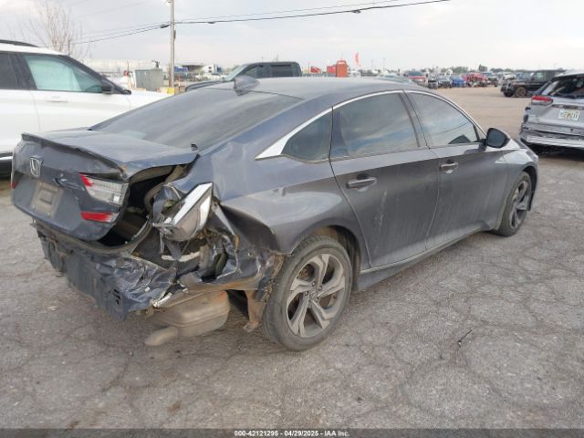 2018 HONDA ACCORD 1HGCV1F48JA006852 Photo 3