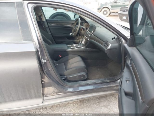2018 HONDA ACCORD 1HGCV1F48JA006852 Photo 4