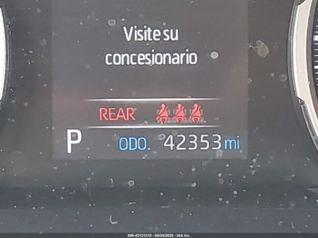 2T3H1RFV7MW120211 Toyota RAV4 LE