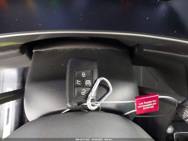 3VVCB7AX4RM106944 Volkswagen Tiguan 2.0t Se R-line Black