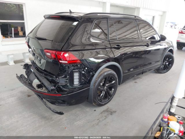 3VVCB7AX4RM106944 Volkswagen Tiguan 2.0t Se R-line Black