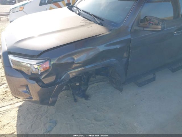 JTEMU5JR0N6039414 Toyota 4RUNNER SR5