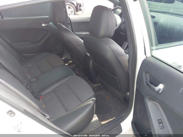 KNAFZ5A33G5631230 KIA FORTE SX