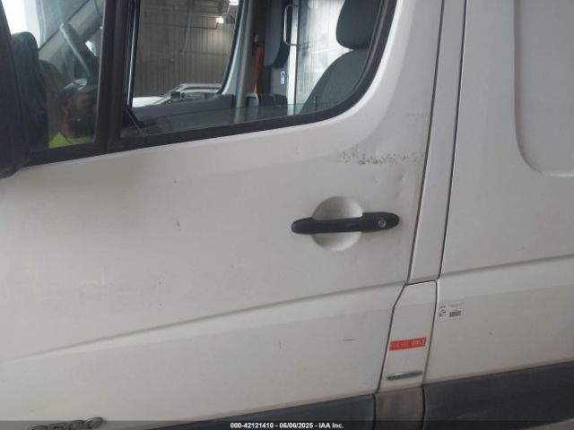 2011 MERCEDES-BENZ SPRINTER 2500 WD3PE8CB7B5579435 Photo 5