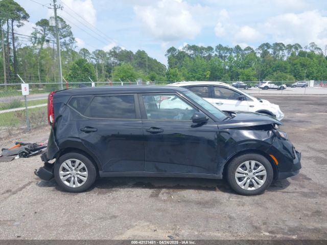 KNDJ23AU5M7756972 KIA SOUL LX