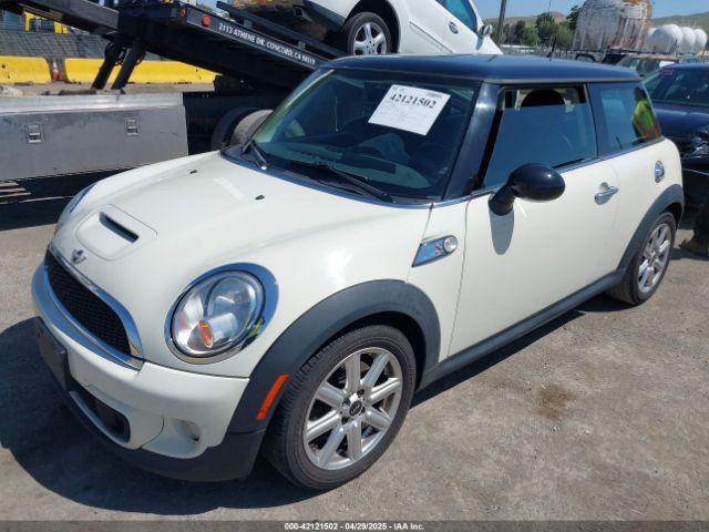 2011 MINI COOPER S WMWSV3C50BTY23450 Photo 1