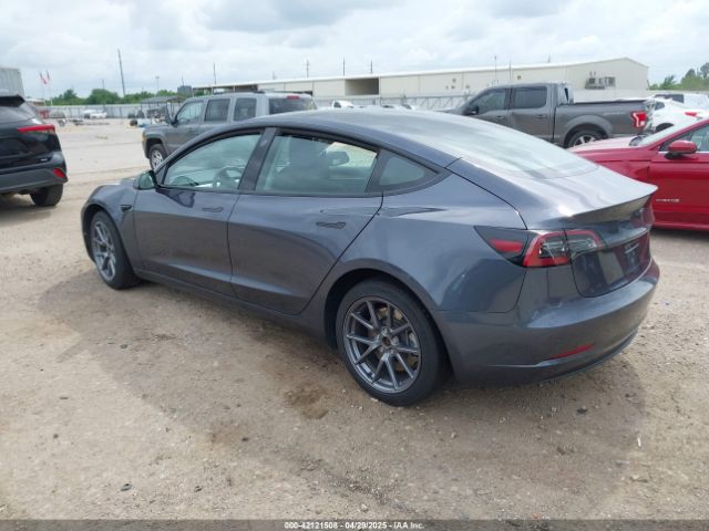 2023 TESLA MODEL 3 5YJ3E1EA1PF642955 Photo 2