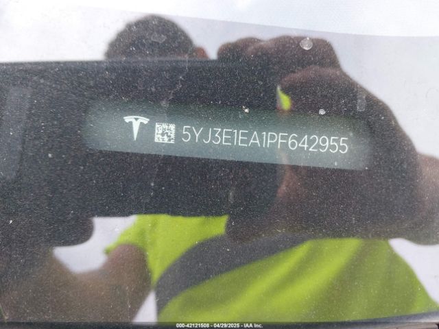 2023 TESLA MODEL 3 5YJ3E1EA1PF642955 Photo 8