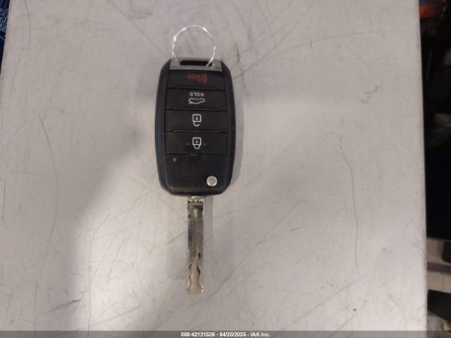 KNAGM4A79F5616665 KIA Optima Lx