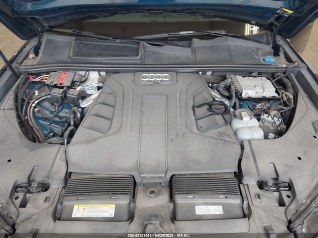 WA1VAAF75JD028331 Audi Q7 3.0t Premium