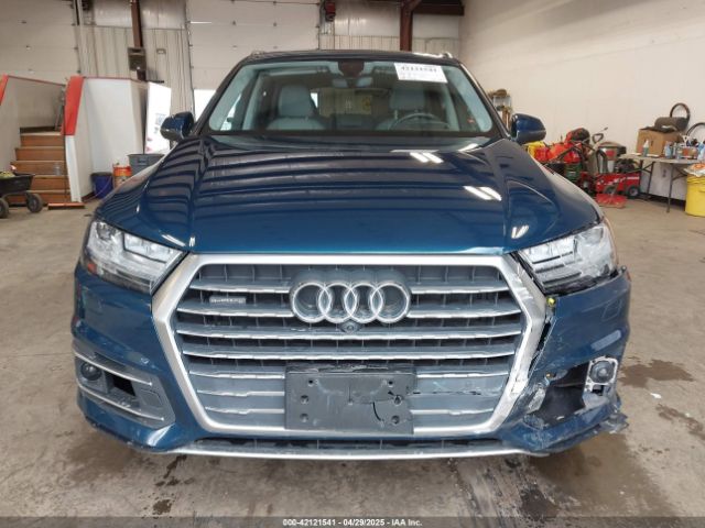 WA1VAAF75JD028331 Audi Q7 3.0t Premium